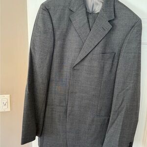 Hugo Boss Classic Gray Suit